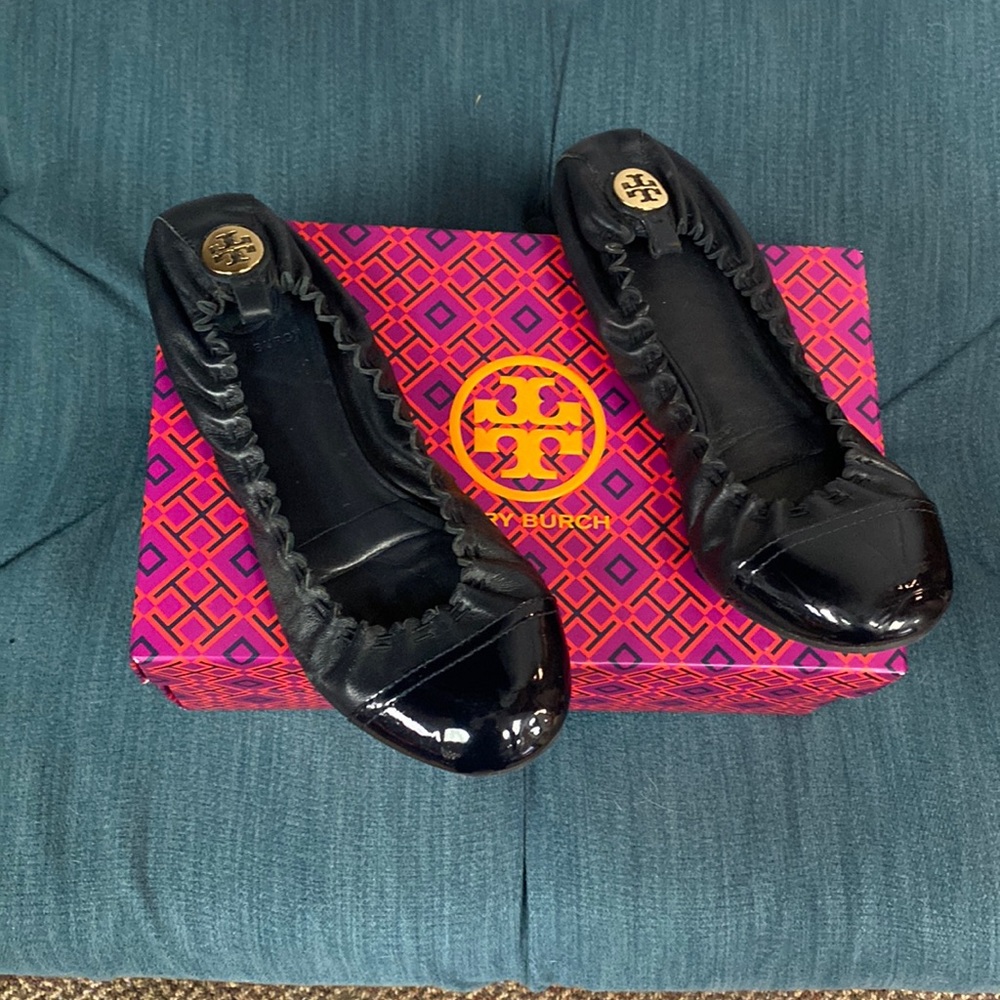 Tory Burch Leather Flats with Patent Tip